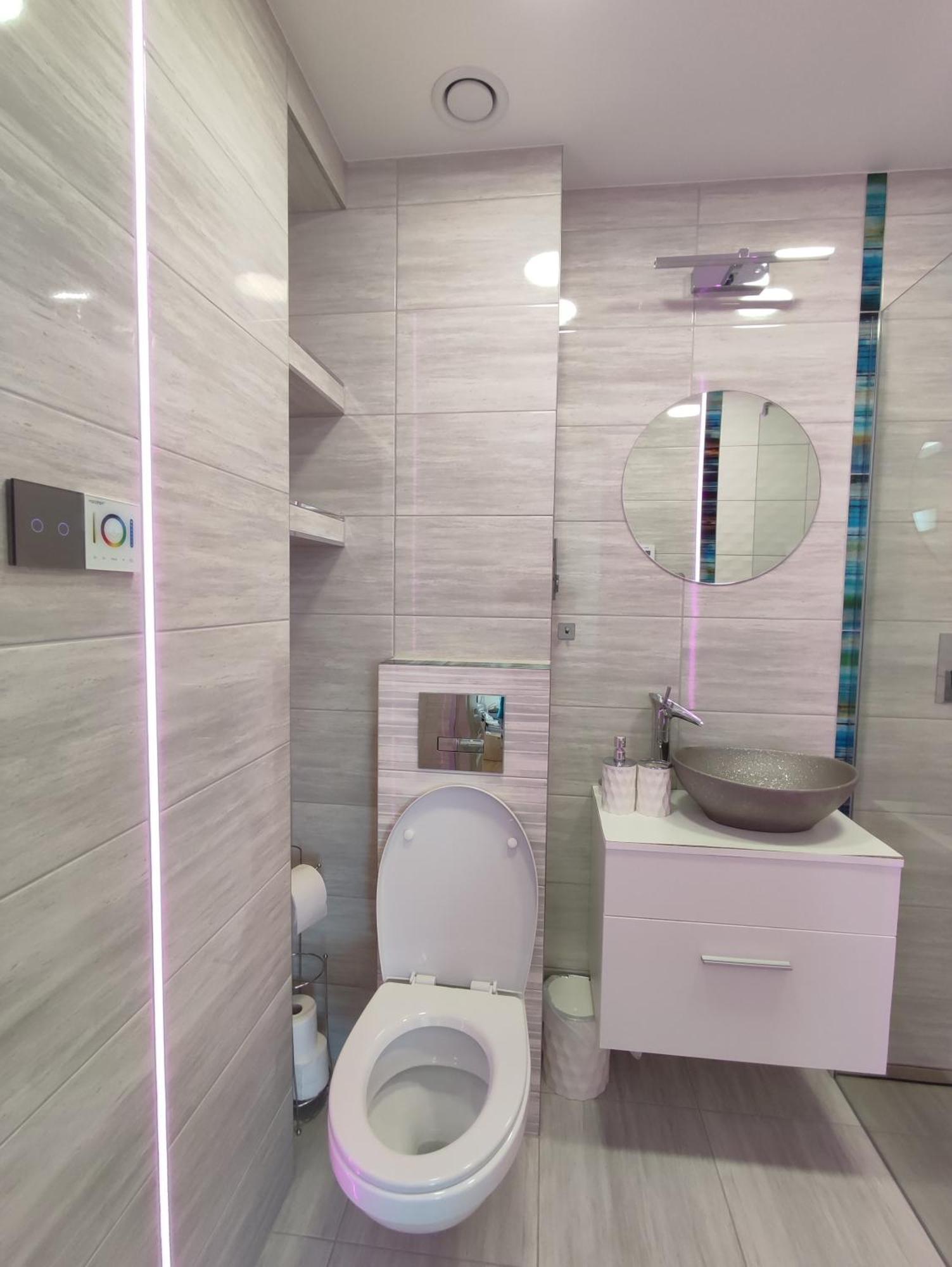 Krysia 50 M Do Morza Homestay *
